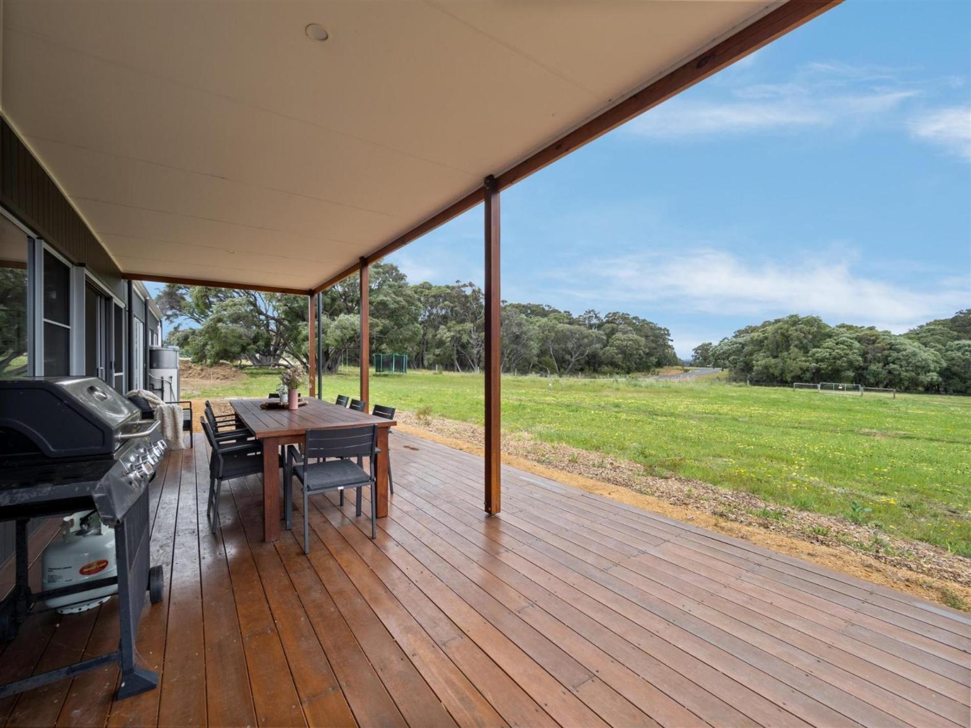 Holiday home Cusmano Retreat - Contemporary Rural
